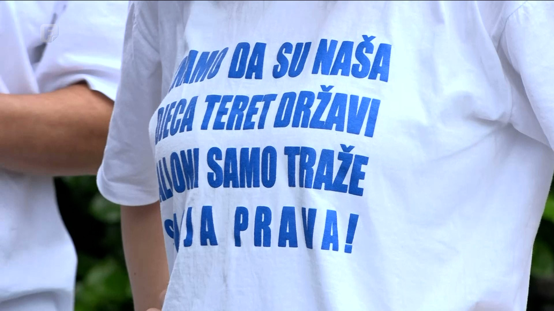 Majke djece s teškoćama u razvoju ispred NSRS-a – traže status roditelja njegovatelja